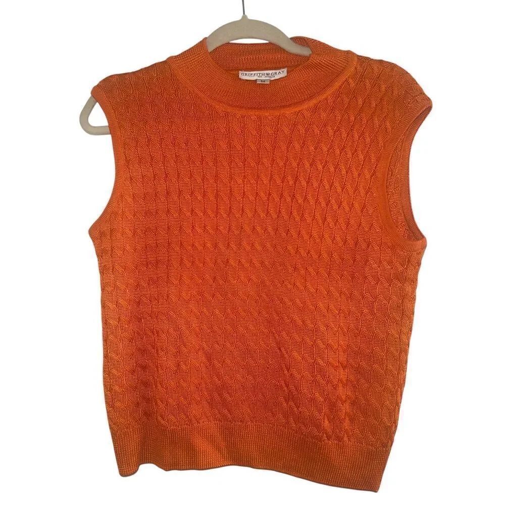 ✨Griffith Gray for St. John Cable Knot Sleeveless Crewneck Orange Sz M Sweater✨